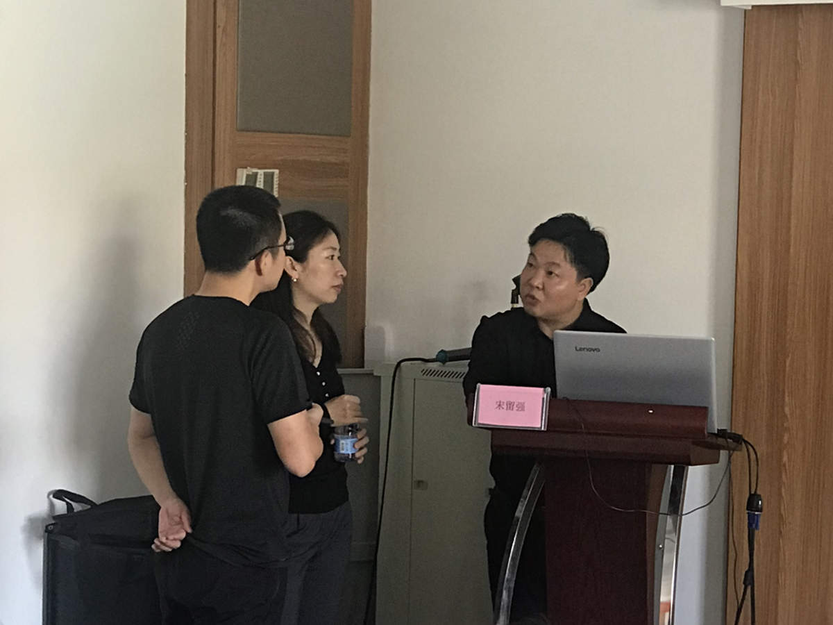 微信图片_20181122110319_副本.jpg 微信图片_20181122110319_副本.jpg